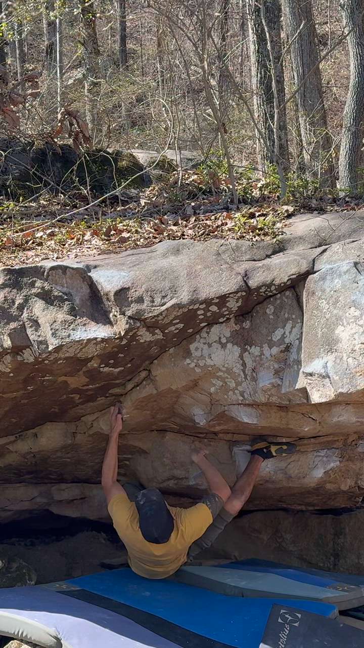 Walden Rocks Demogorgon v4 - Walden’s Ridge Park Bouldering - Watch Beta Videos