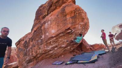 Monkey Bar Traverse v7, Red Rock - Beta Video from coolassstephen
