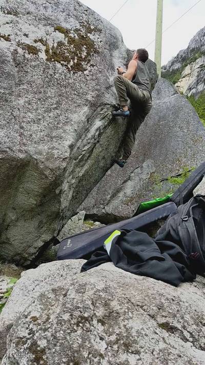 Hummingbird v6, Squamish - Beta Video from capt.adventurepants