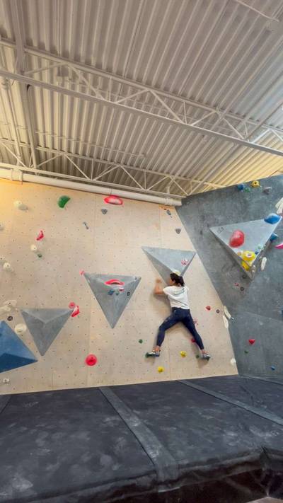 Green v5, Hogtown Boulders - Beta Video from yoonbear