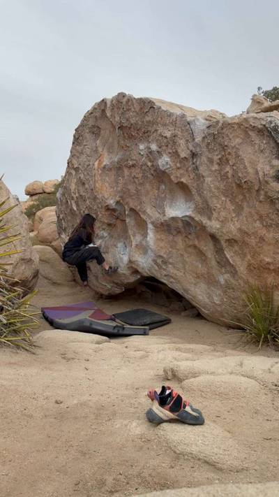 Chuckawalla Sit v6, Joshua Tree - Beta Video from jessdontfall