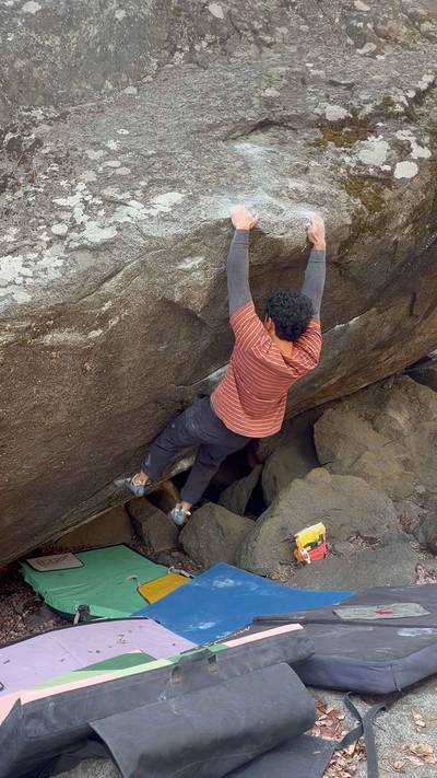 Dangle v7, Leavenworth - Beta Video from onassisclimbs