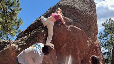 High Boulder Dihedral v2, Flagstaff Mountain, CO - Beta Video from pink.ab