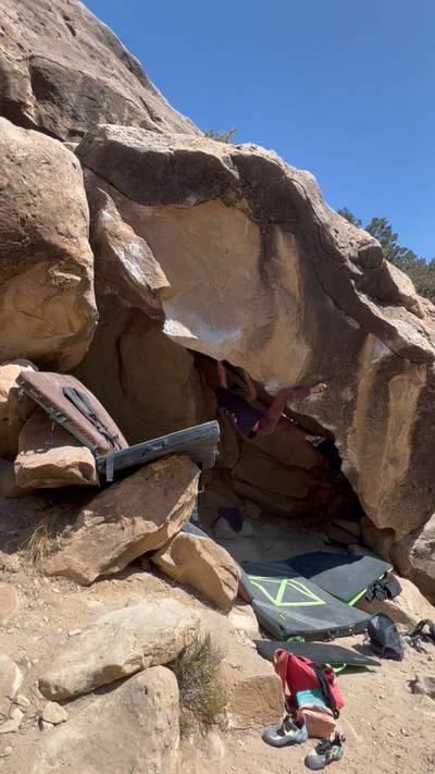 Gurkha Knife v9, Joe's Valley - Beta Video from routesetter