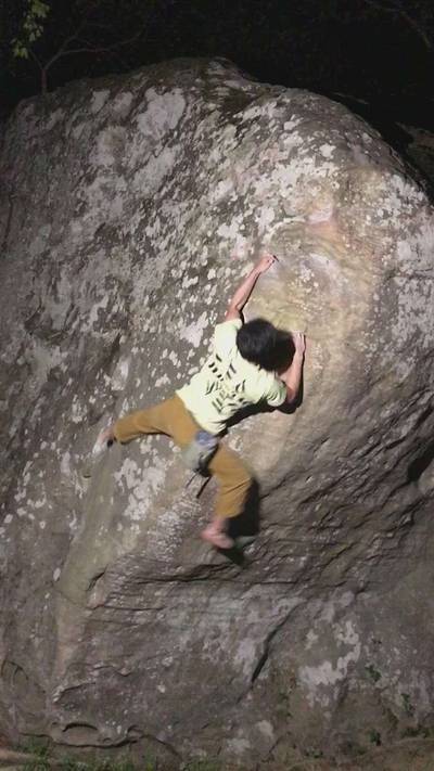 Jungle Book v8, Holy Boulders - Beta Video from dan_fu_climbs