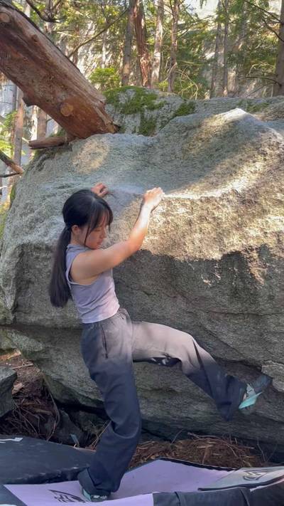The Alligator v0, Squamish - Beta Video from littlebox.climbs