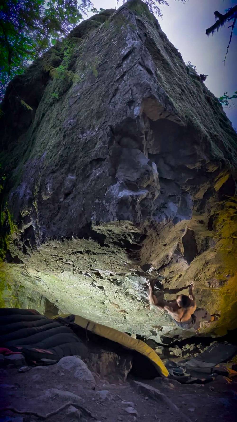Bassa's Olympic Biceps v10, Squamish - Beta Video from negrobox