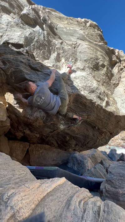 Animal v9, Clear Creek Canyon - Beta Video from austinclimbing