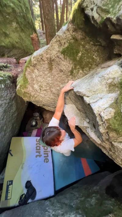 Poutine Cave v4, Squamish - Beta Video from CRUXandbeta