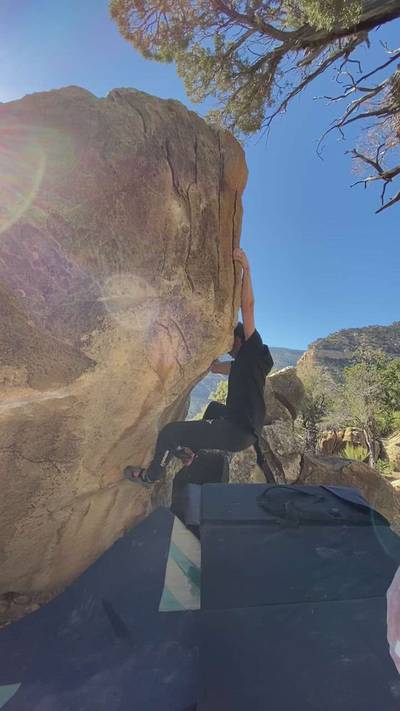 Sun In My Eyes Traverse v6, Joe's Valley - Beta Video from jameszanoni