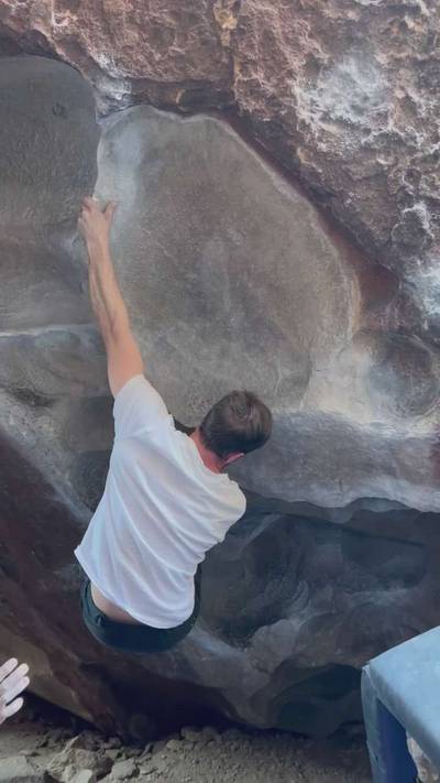 Lobster Claw v5, Hueco Tanks - Beta Video from jameszanoni