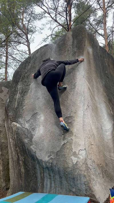 L'Angle du Sérac v4, Fontainebleau - Beta Video from yoonbear