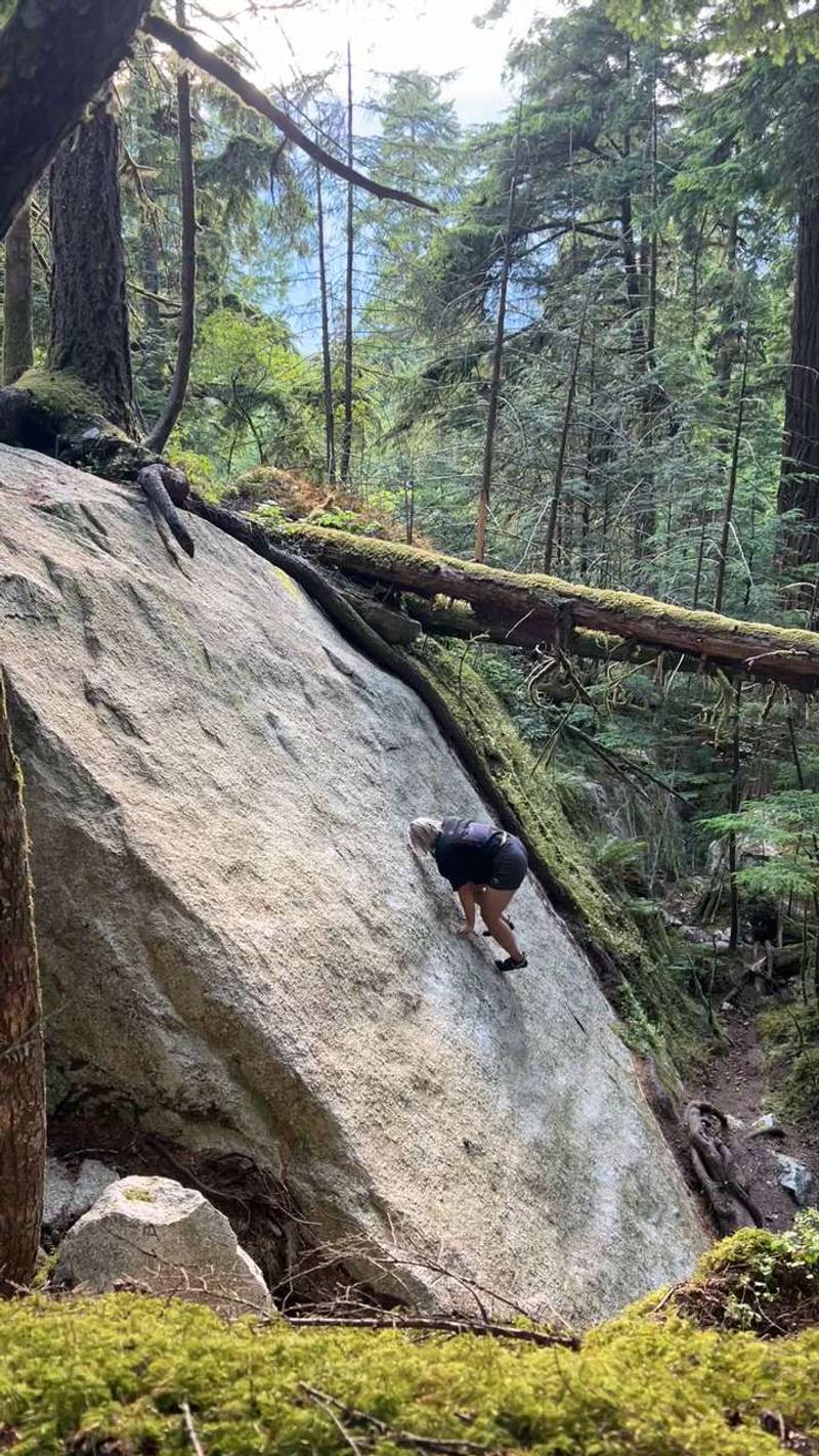 The Squamish Tufa v0, Squamish - Beta Video from liftingwithlia