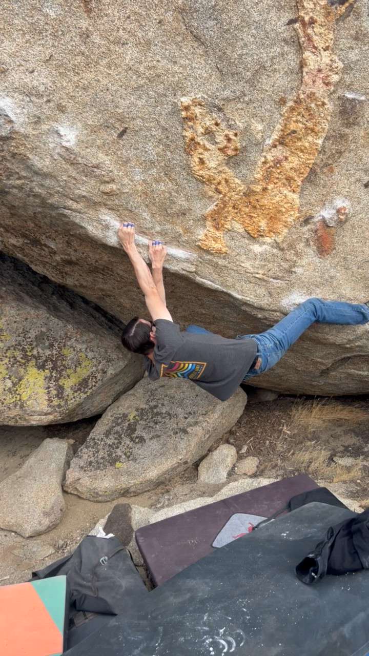 Valley Bulging Da Bulge v8 - Cottonwood Area, Culp Valley Bouldering - Watch Beta Videos