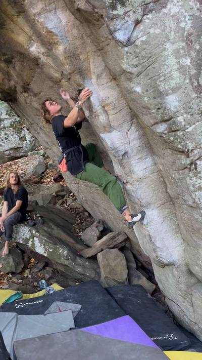 The White v7, New River Gorge - Beta Video from aliciaoberholzer