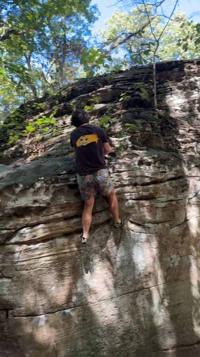 Helios v4, Holy Boulders - Beta Video from CarsonClimbs_
