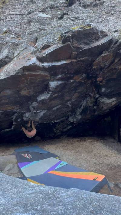 Schist Cave v10, Leavenworth - Beta Video from Alcinous007
