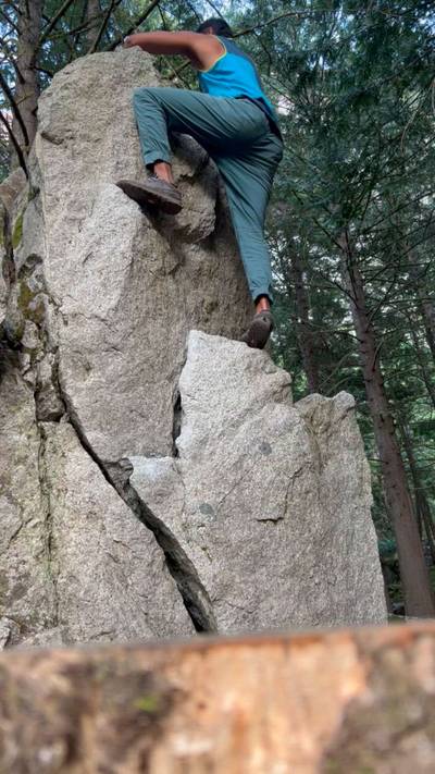 Stud Arete v0, Squamish - Beta Video from Kushwant