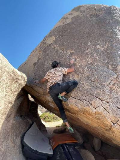 Jezyrl aka Finger Fetish v7, Joshua Tree - Beta Video from advian