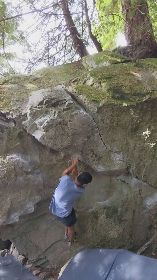 Seam Problem v1, Squamish - Beta Video from KingDyno