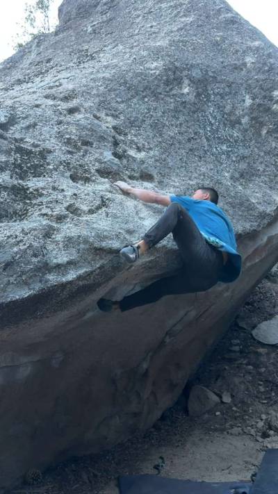 Loh Roof v8, Black Mountain - Beta Video from Pebble_Ascender