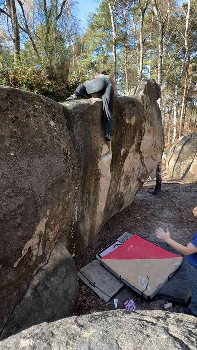Le Balancier v0, Fontainebleau - Beta Video from ANTHEA