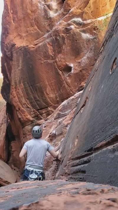 Rebel Without A Pause 5.11a, Red Rock - Beta Video from Jer_on_the_rocks