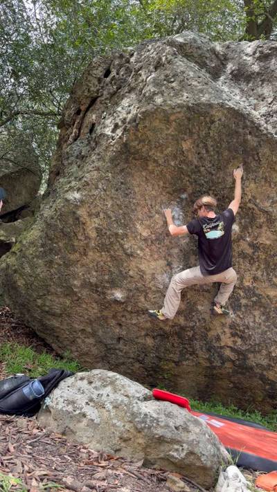 Scary Overhang Low v8, Berkeley - Beta Video from Organicchalkbag