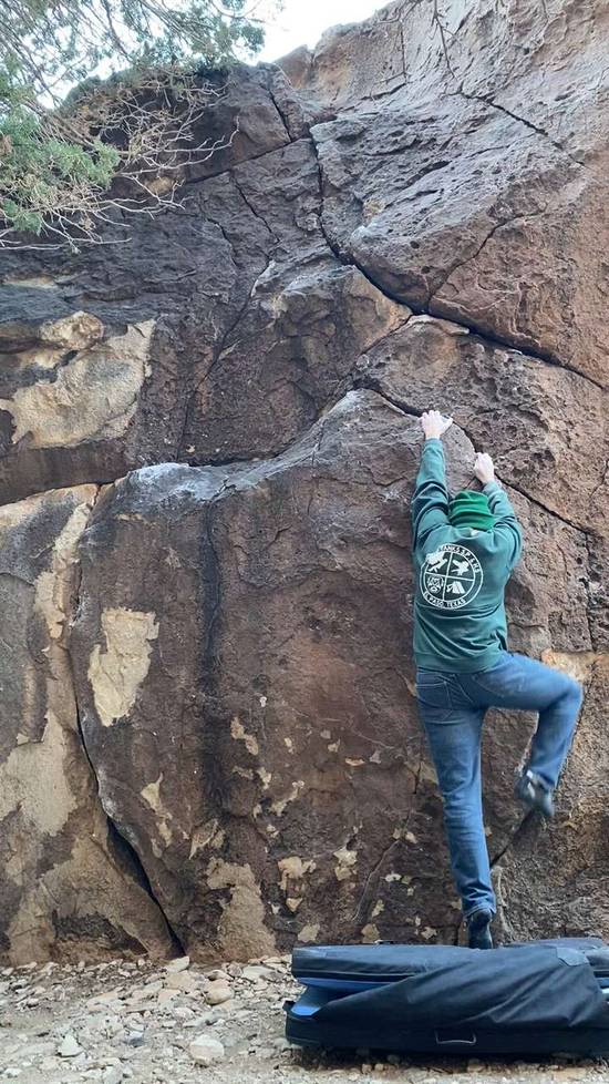 7-10 Split v0, Hueco Tanks - Beta Video from Tactical_Sloth