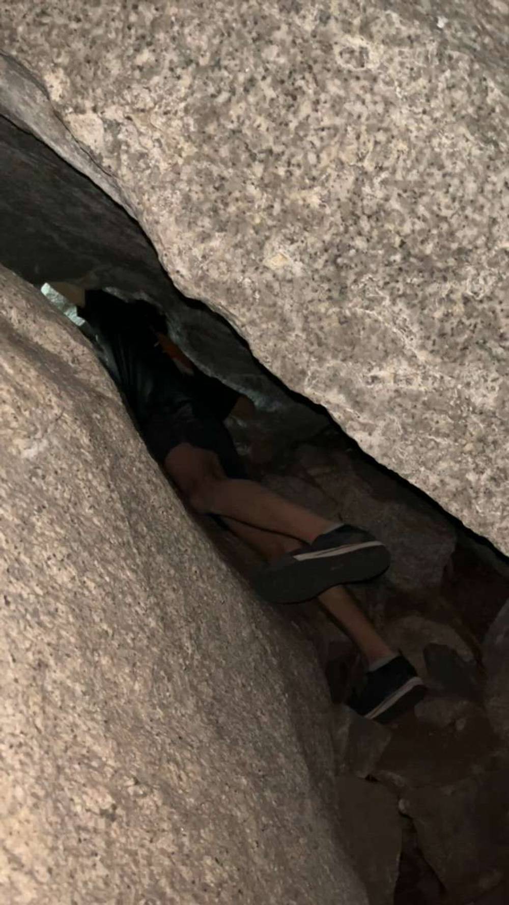 The Birth Canal v0, Squamish - Beta Video from rockk_head