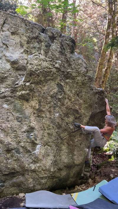 Keep it secret low v3, Squamish - Beta Video from liftingwithlia
