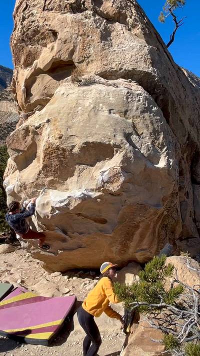 Stumble Bum Traverse v4, Joe's Valley - Beta Video from viva.la.amy