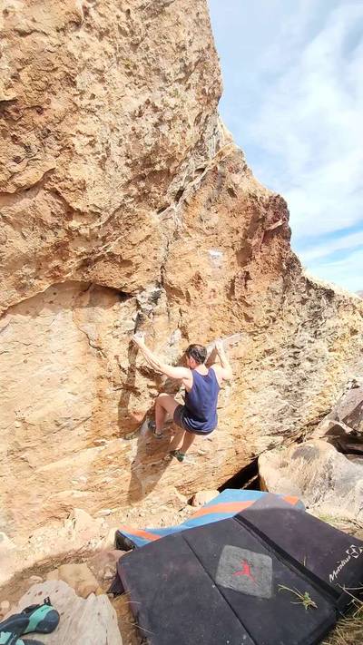 Roni Size v4, Red Rock - Beta Video from TinyDynos