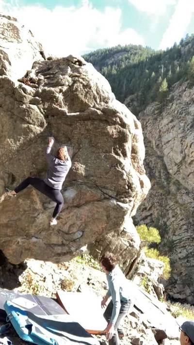 The Lurker v6, Clear Creek Canyon - Beta Video from carofinem