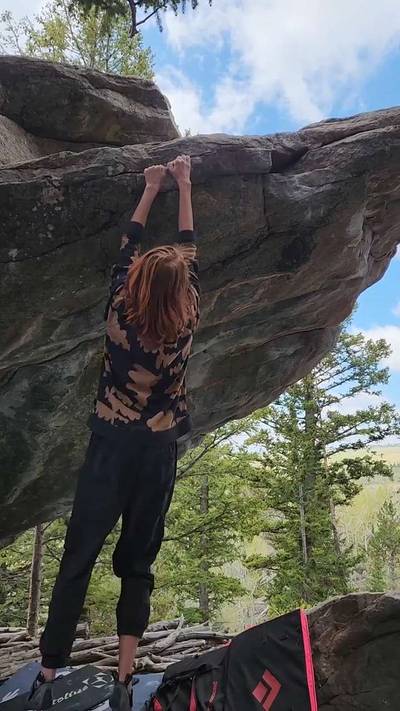 First Contact v6, Rock Shop - Beta Video from Rachael.climbs