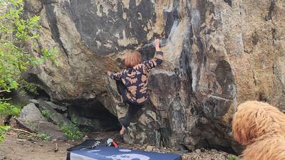 Gastoner v7, Poudre Canyon - Beta Video from Rachael.climbs