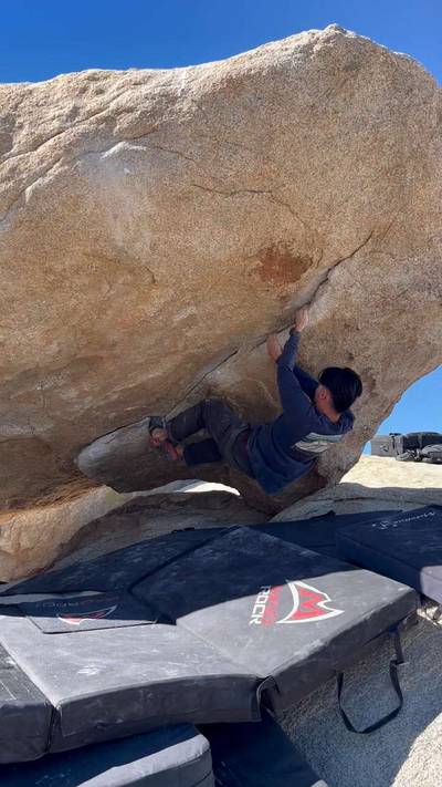 Ryan Roof v5, Joshua Tree - Beta Video from kwarlklimbz