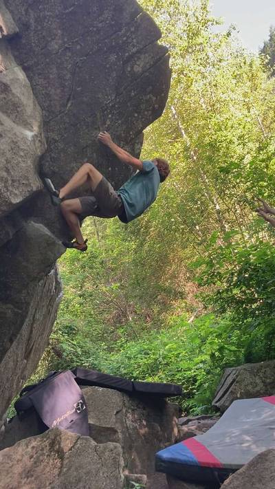 The Five Star Arete v6, Gold Bar - Beta Video from gloveworld