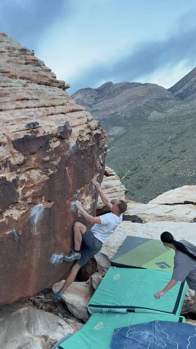Elaine v7, Red Rock - Beta Video from johnnyrockit