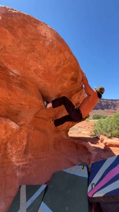 Right Exit v1, Moab - Beta Video from JaronManikan
