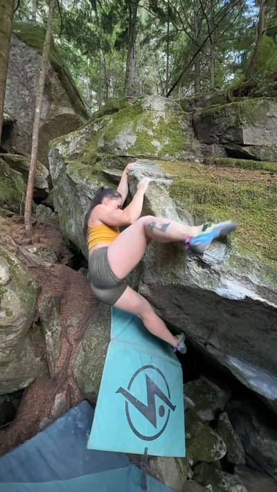 Left Brain v2, Squamish - Beta Video from mountainmarie