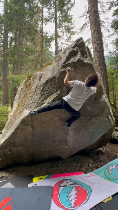 Baby Elephant v5, Stevens Pass - Beta Video from Meng.