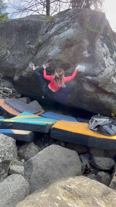 Hueco Crimper Left Entrance v8, Leavenworth - Beta Video from nicolesarles23