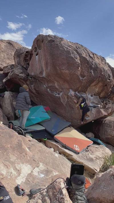 T-Bone Shuffle v4, Hueco Tanks - Beta Video from coachjess