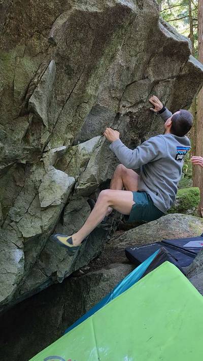 Drone v4, Squamish - Beta Video from CarsonClimbs