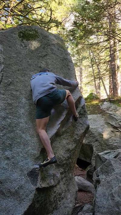 Skin Graft v4, Squamish - Beta Video from CarsonClimbs