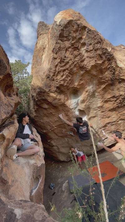 Dirty Martini on the Rocks v9, Hueco Tanks - Beta Video from Armando