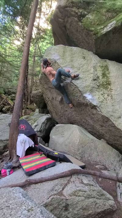 Mantra v8, Squamish - Beta Video from Erock_climber