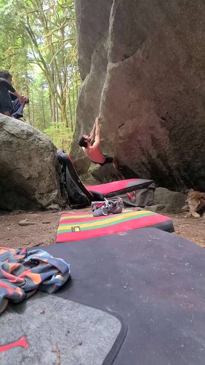 Hog Wild v5, Squamish - Beta Video from Erock_climber