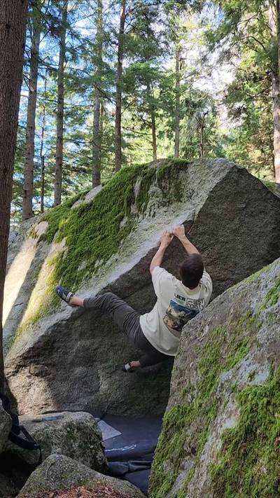 Depth Charge v6, Squamish - Beta Video from CarsonClimbs
